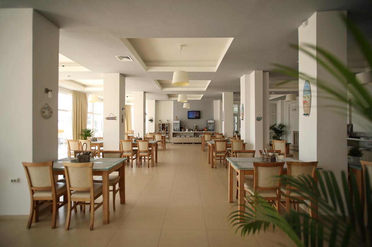Hotel Victory ママイア エクステリア 写真